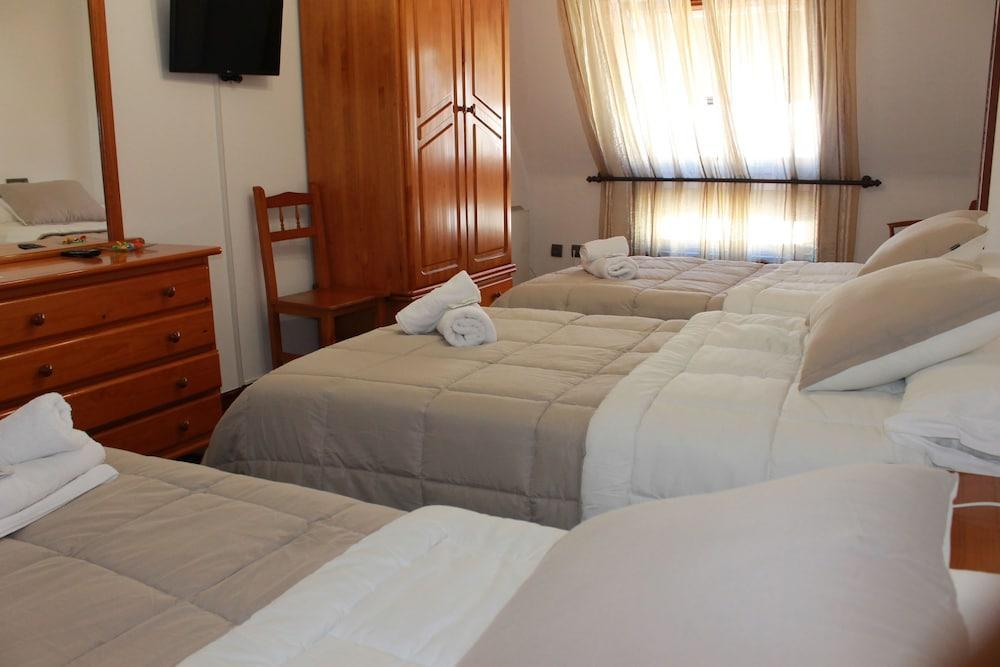 Pension As Burgas Caldas De Reis Extérieur photo