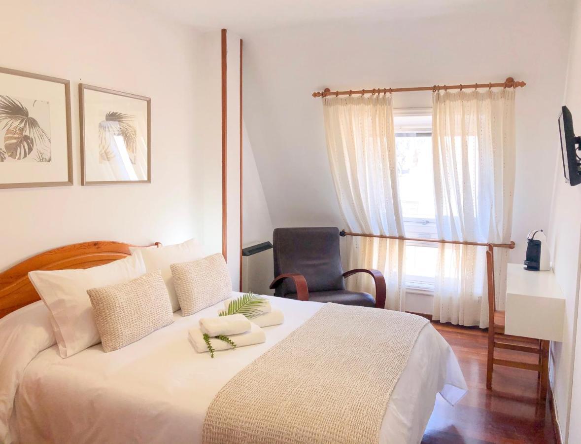 Pension As Burgas Caldas De Reis Extérieur photo